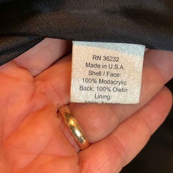 Stunning Heavy Weight Black Jacket - Picture 6 of 7